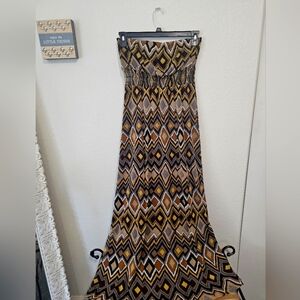 Geometric Patterned Strapless Maxi Dress